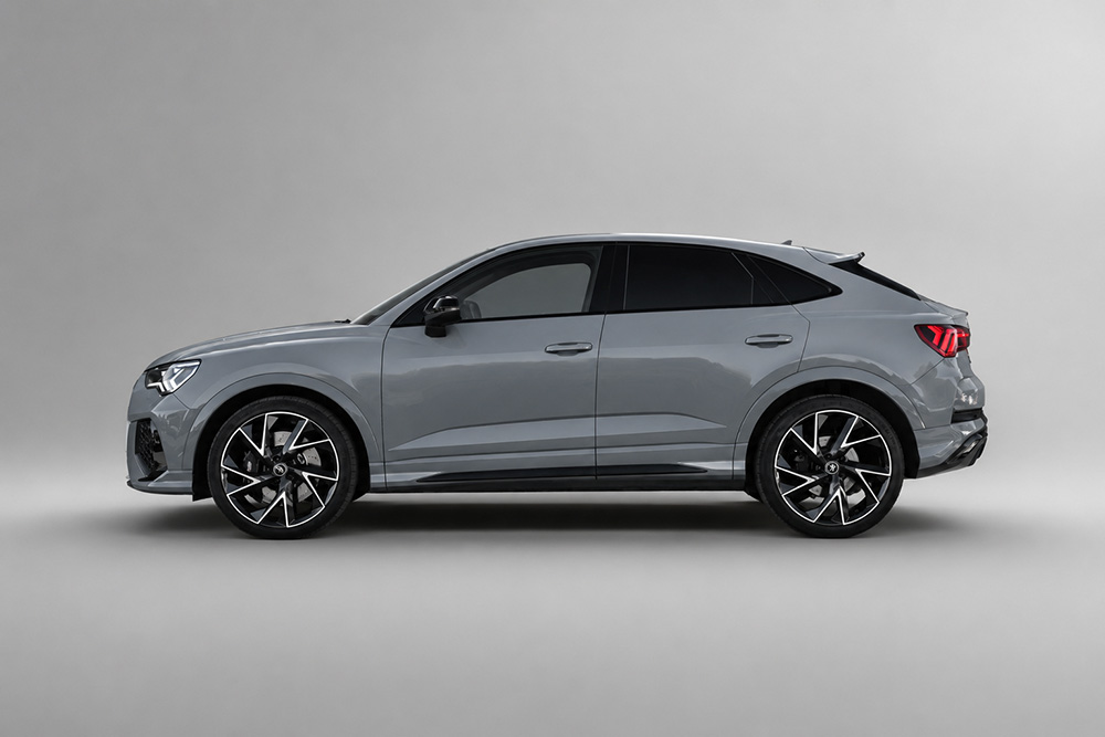 Wypożyczalnia TransPiotr - Audi RSQ3